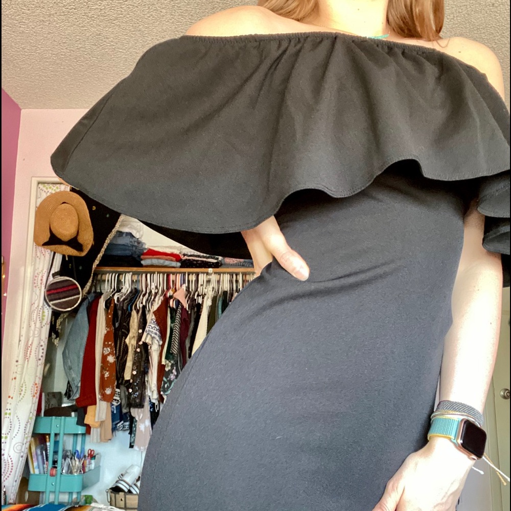 🖤BLACK BODYCON DRESS🖤 - Picture 3 of 4